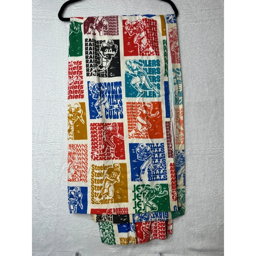 Vintage 70s NFL Curtain 60x60 Football Teams Multi Color Retro Decor 0563